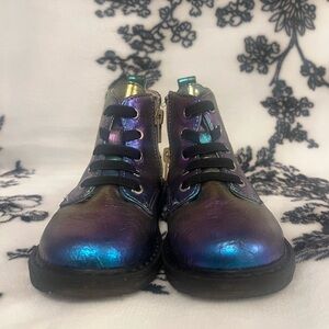 Kids' Shimmering Lace-Up Boots